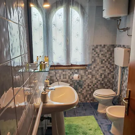 La Casa Di Arturo Pet Friendly Riparbella